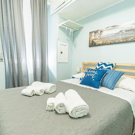 Casa Vacanze Decumano 17 เนเปิลส์ ภายนอก รูปภาพ