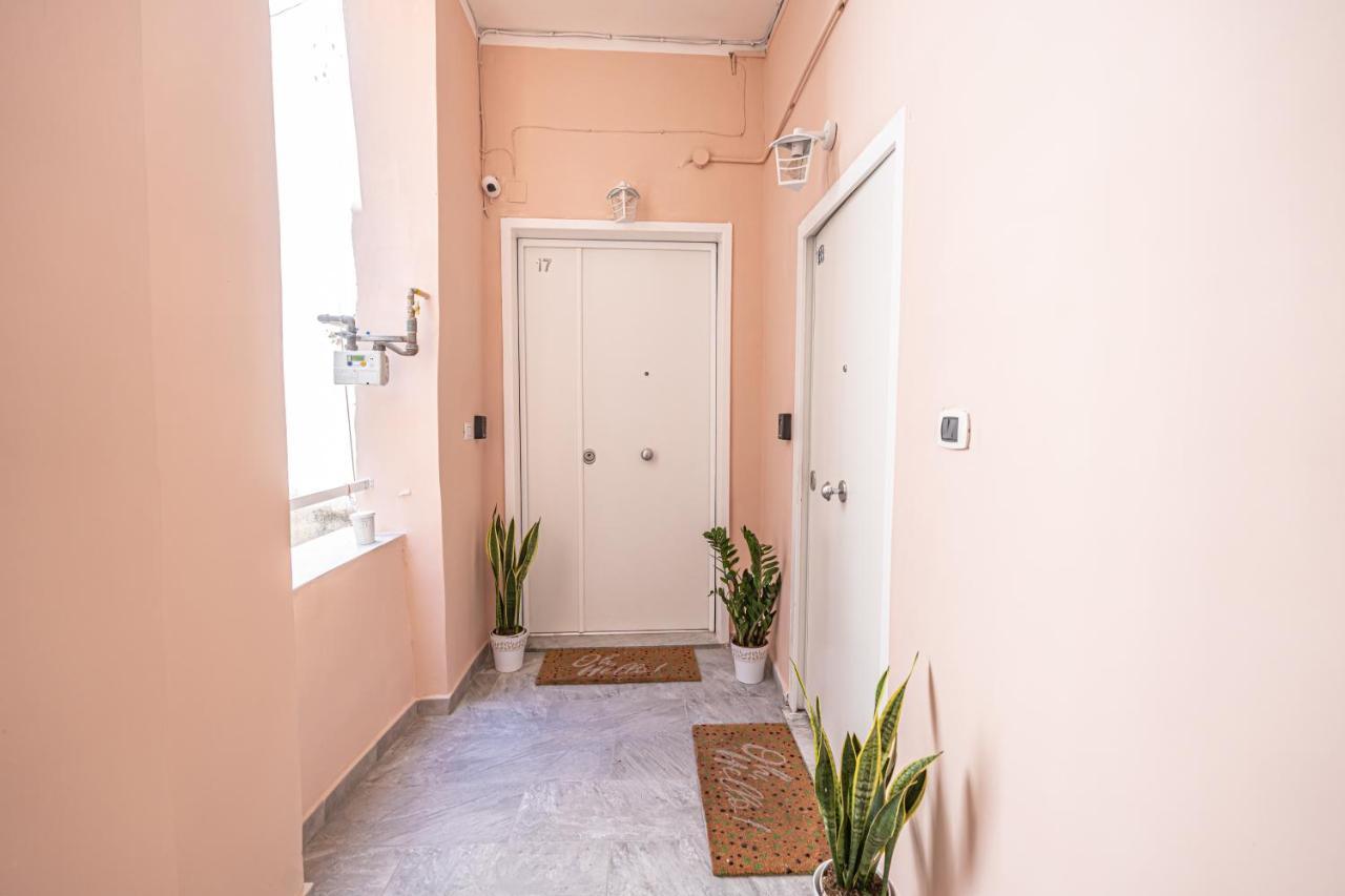 Casa Vacanze Decumano 17 เนเปิลส์ ภายนอก รูปภาพ