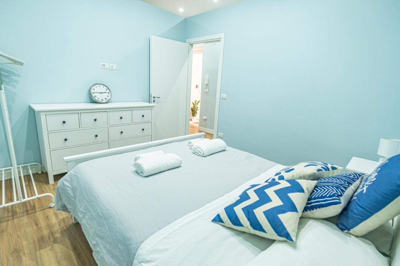 Casa Vacanze Decumano 17 เนเปิลส์ ภายนอก รูปภาพ