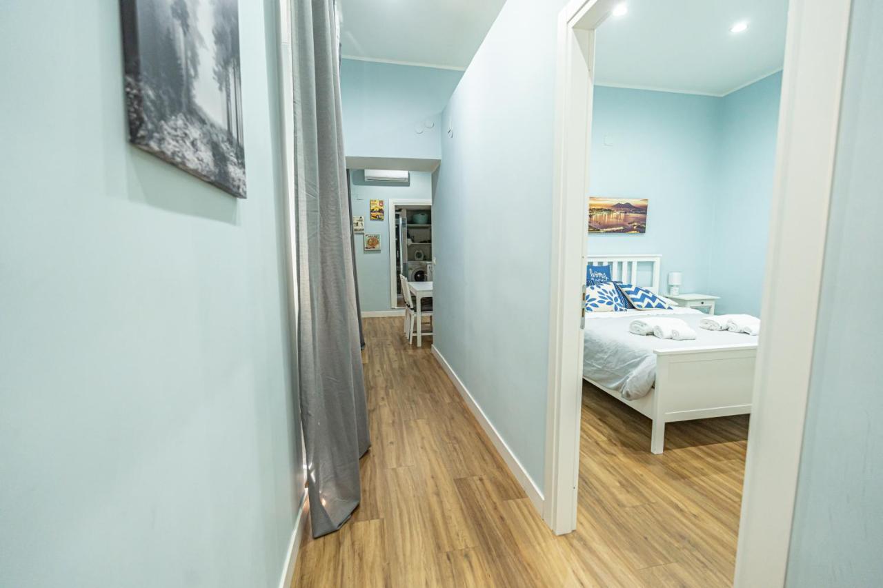Casa Vacanze Decumano 17 เนเปิลส์ ภายนอก รูปภาพ