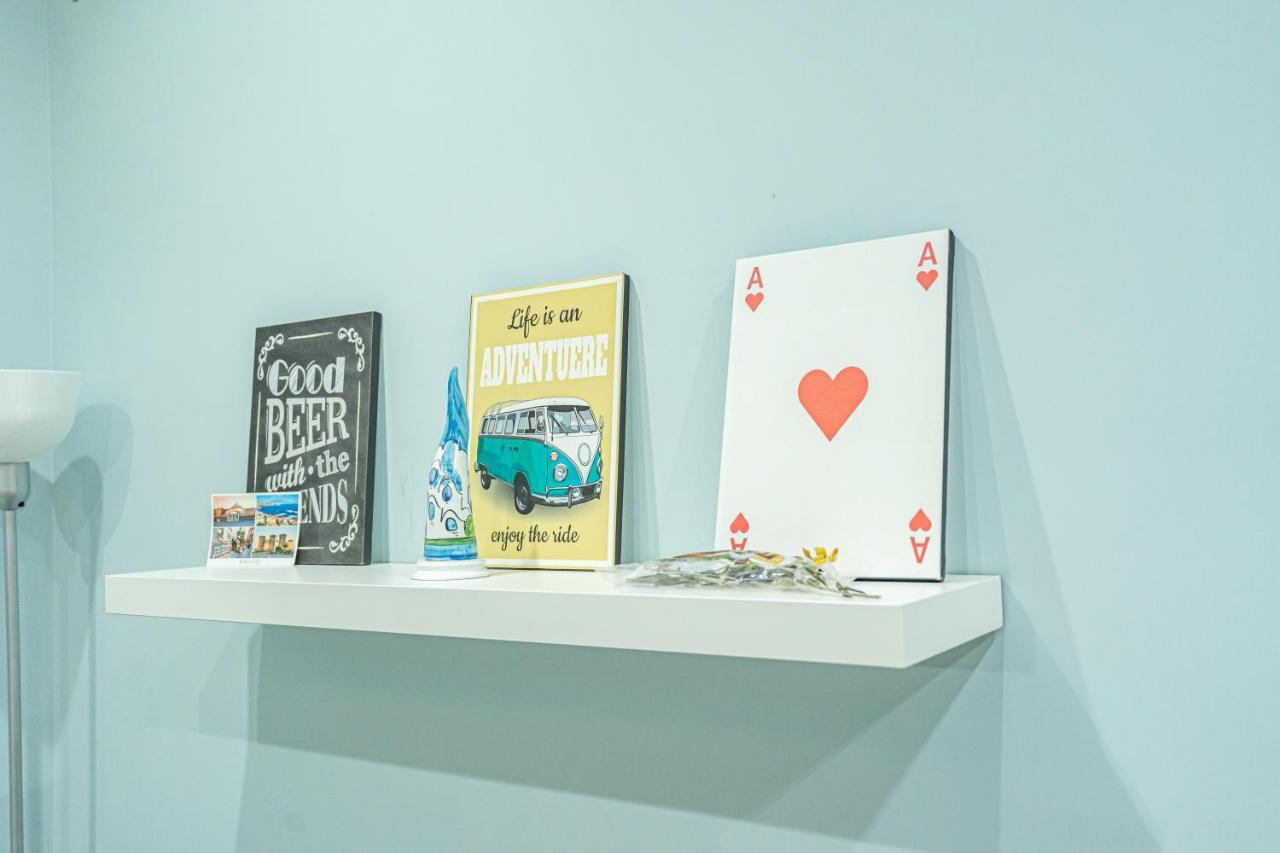 Casa Vacanze Decumano 17 เนเปิลส์ ภายนอก รูปภาพ